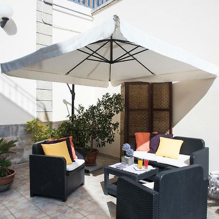 Le Tre Rose Di Gio Hotel Casamassella Luaran gambar